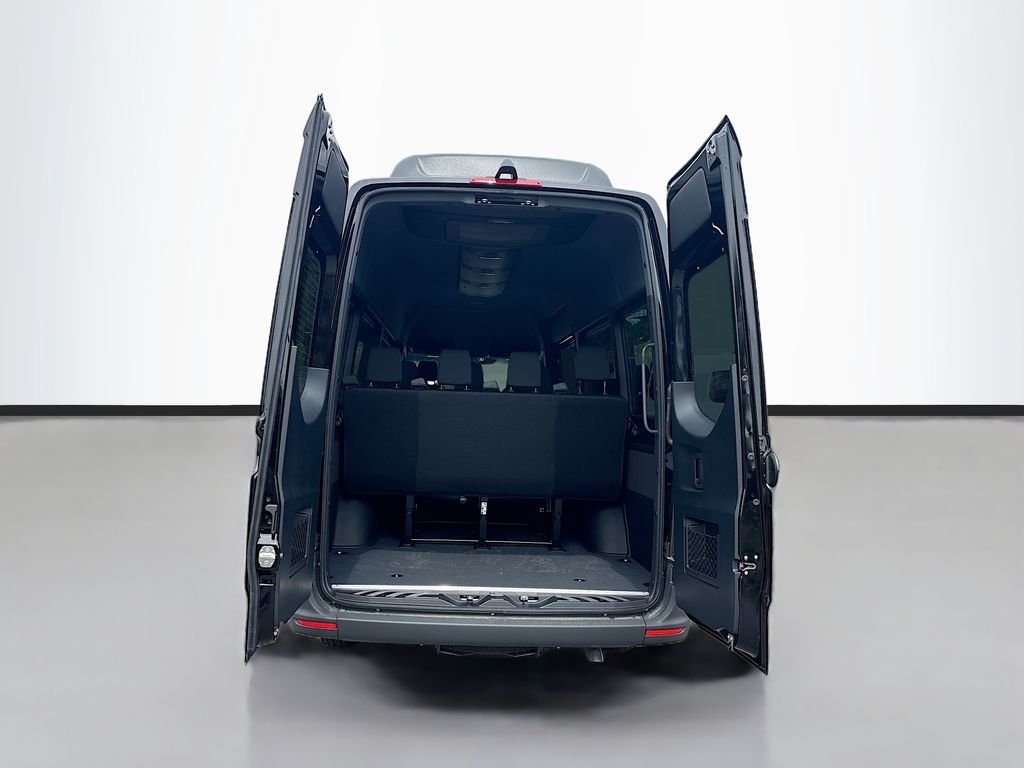 New 2026  Mercedes-Benz Passenger 170 WB image 9