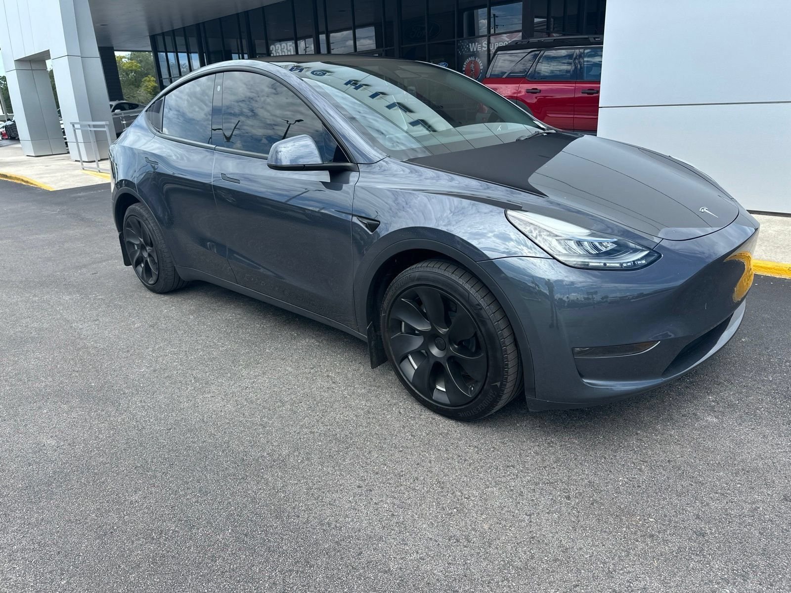 Used 2023 Midnight Silver Metallic Tesla Long Range image 1