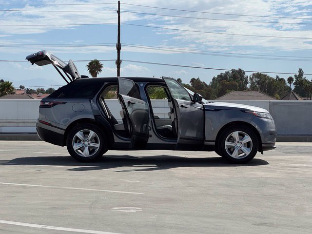 Used 2023 Eiger Gray Metallic Land Rover S image 27