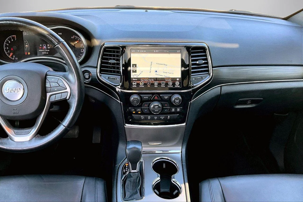 Certified Used 2022 White Jeep Limited image 12