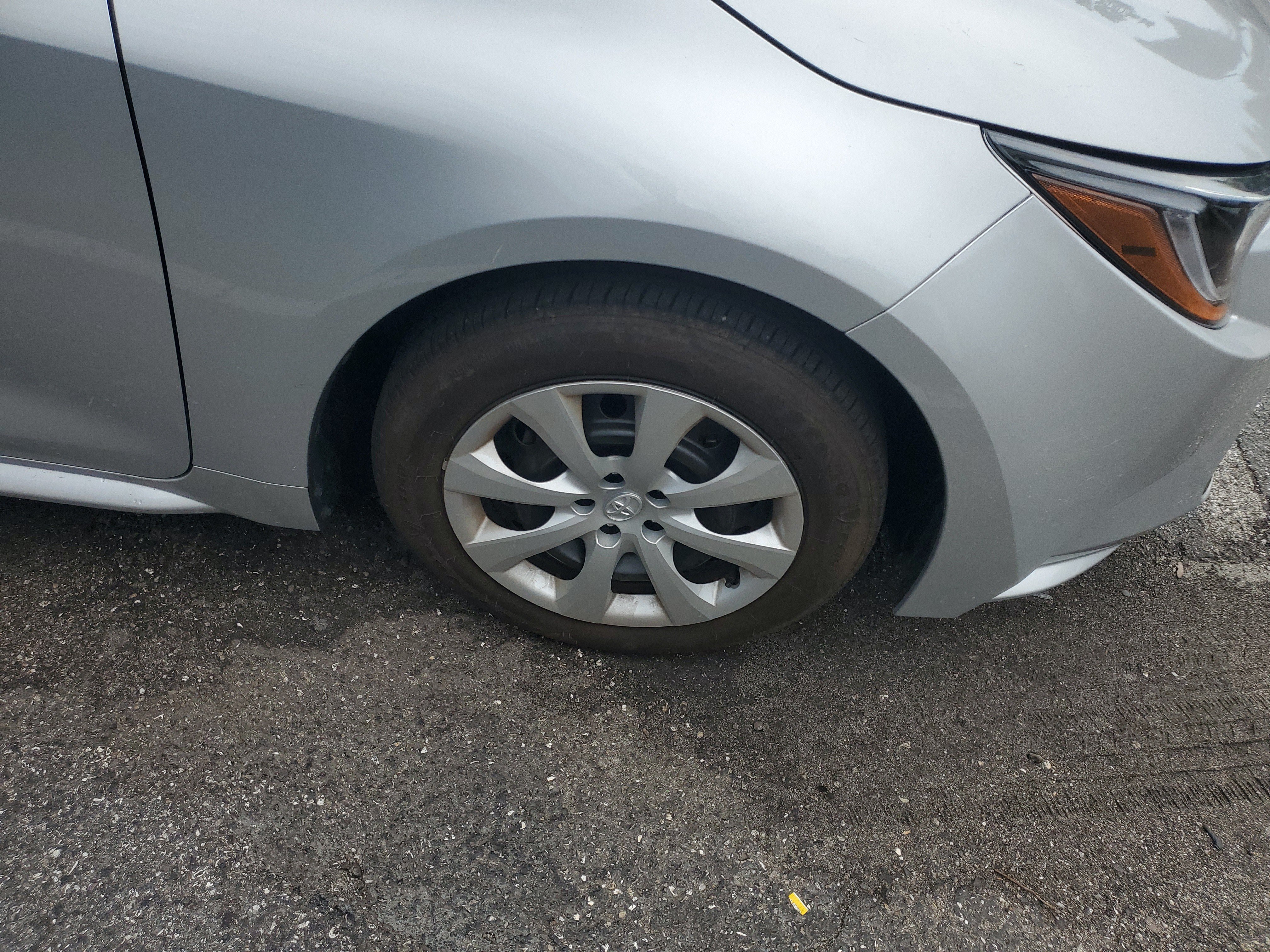 Used 2023 Classic Silver Metallic Toyota LE image 2