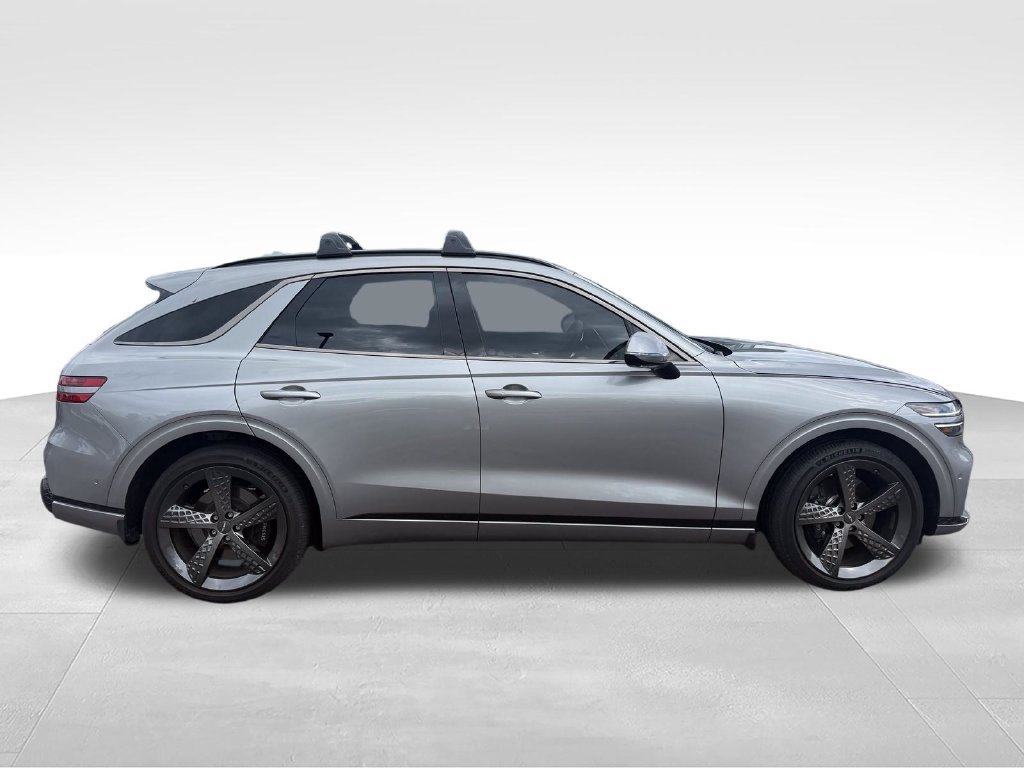 Used 2023 Silver Genesis 2.5T image 6