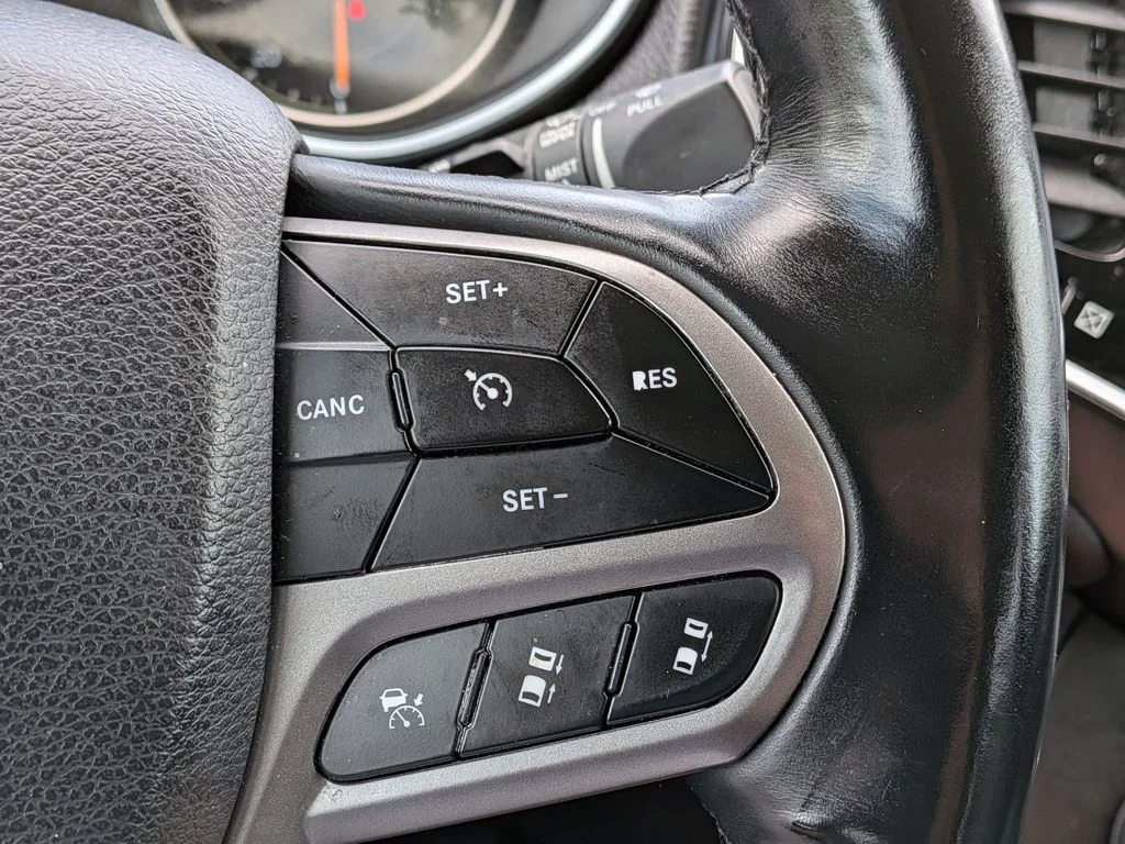 Used 2019 Red Jeep Limited image 17