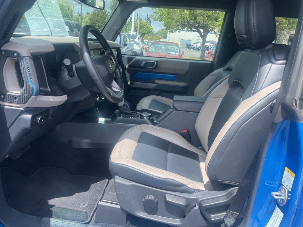 Used 2023 Velocity Blue Metallic Ford Wildtrak image 9