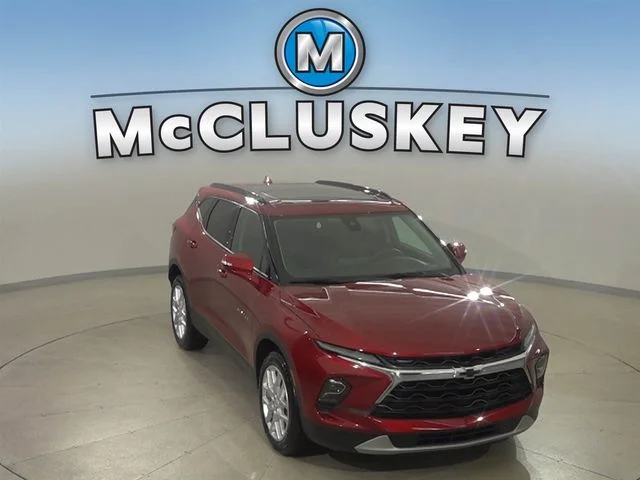 Used 2025 Red Chevrolet LT image 8
