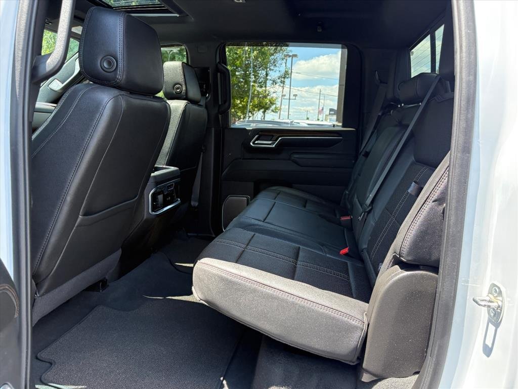 Used 2025 Summit White Chevrolet High Country image 20