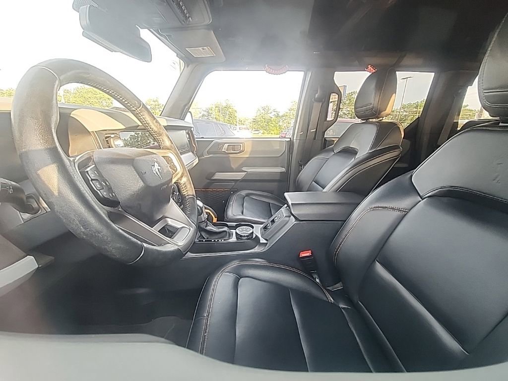Used 2023 Gray Ford Badlands image 4