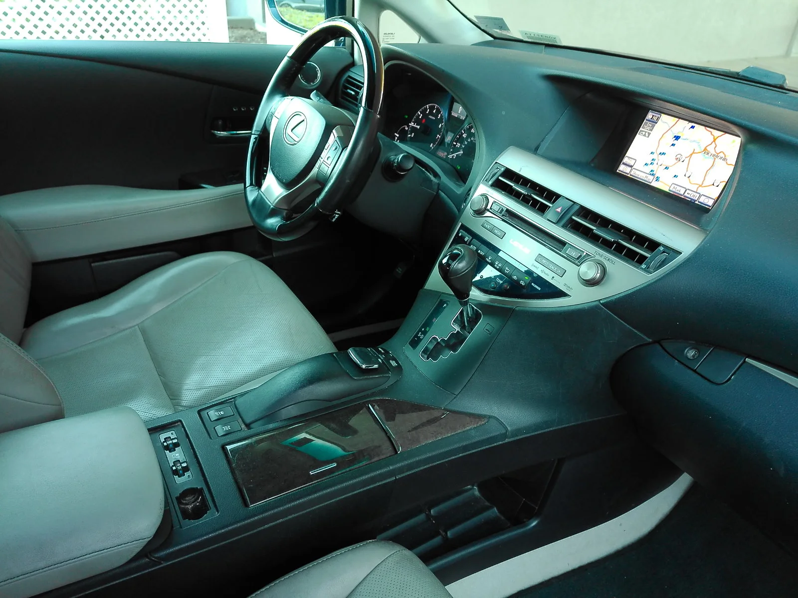 Used 2015 Blue Lexus 350 image 27