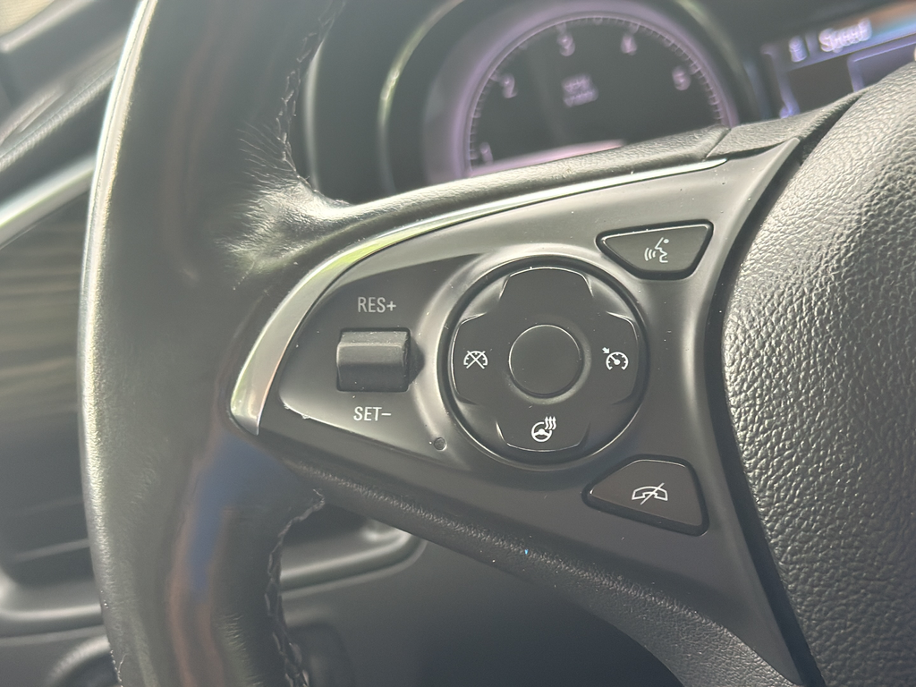 Used 2020 White Buick Essence image 16