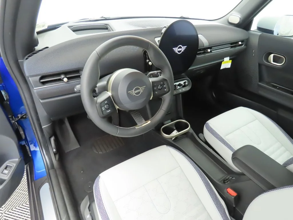 2026 MINI Hardtop 2 Door S - Photo 11