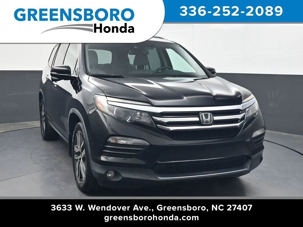 2016 Honda Pilot 4WD Touring's photo