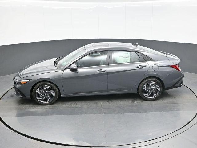 New 2026 Gray Hyundai Limited image 12