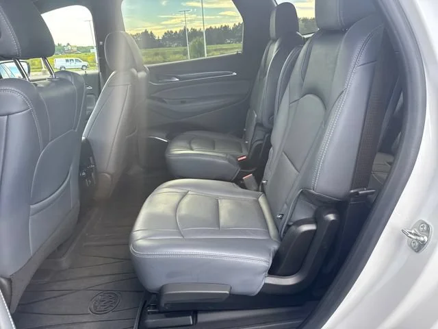 Used 2024 Summit White Buick Essence image 29