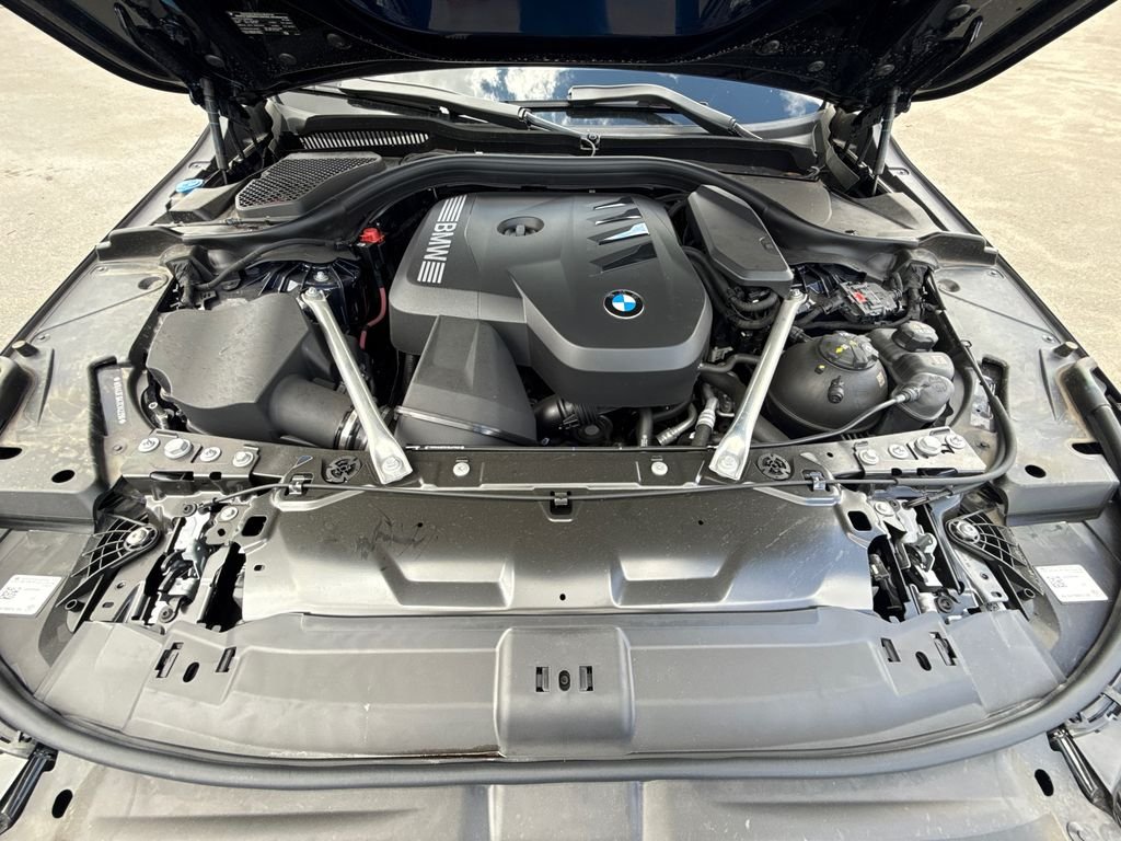 2026 BMW 5 Series 530i - Photo 8