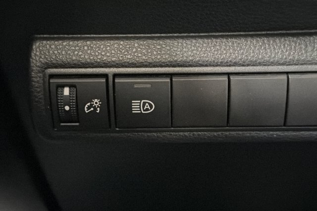 Used 2024 Blueprint Toyota LE image 33