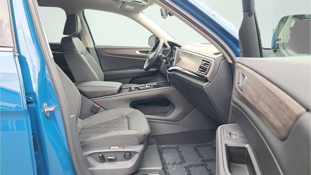 New 2026 Blue Volkswagen 2.0T SEL Premium R-Line image 17