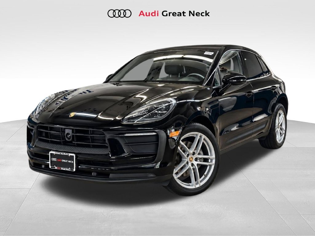 2024 Porsche Macan Base