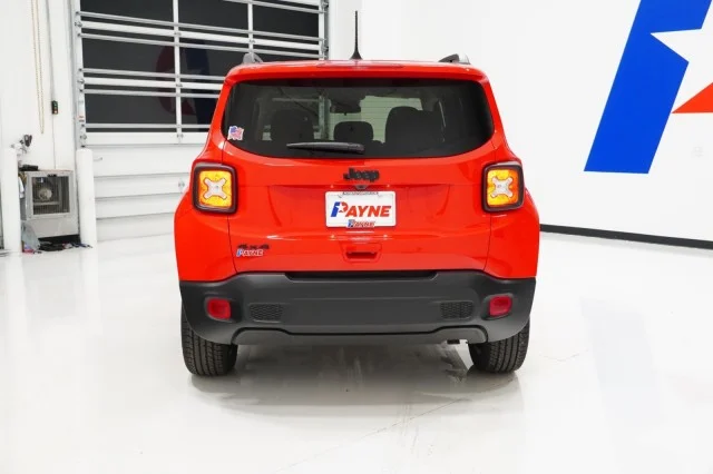 Used 2023 Colorado Red Clearcoat Jeep Altitude image 6