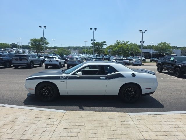 Used 2021 White Dodge R/T Scat Pack image 3