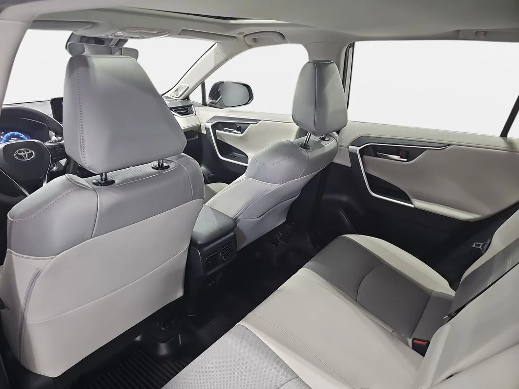 Used 2023 Silver Toyota Limited image 13