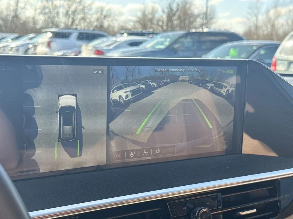 Used 2025 Silver INFINITI SENSORY image 17