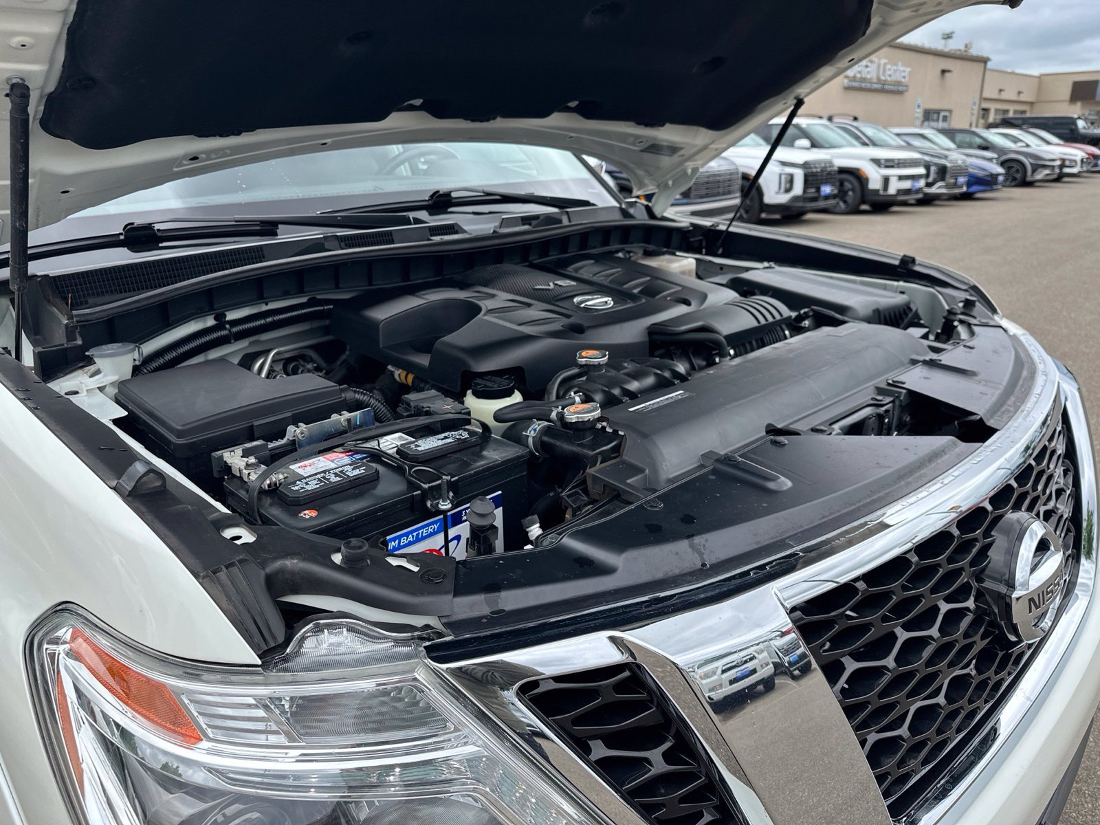 Used 2020 White Nissan Platinum image 49