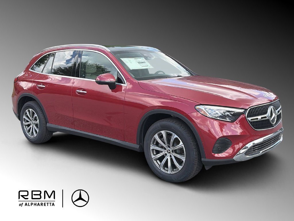 New 2026 MANUFAKTUR Patagonia Red Metallic Mercedes-Benz GLC 300 image 40