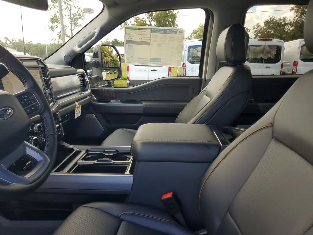 2026 Ford F-350 Super Duty Lariat - Photo 9