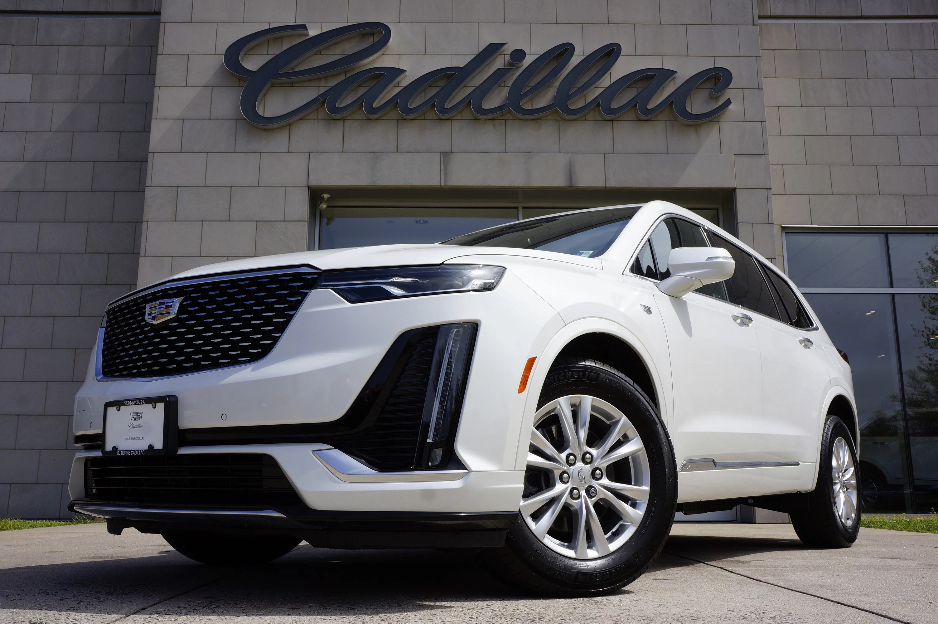 Used 2024 Crystal White Tricoat Cadillac AWD Luxury image 11