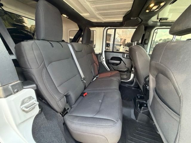 Certified Used 2022 Bright White Clearcoat Jeep Unlimited Sport S image 22