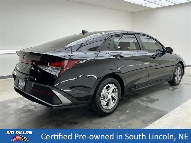 Used 2026 Abyss Black Hyundai SE image 4
