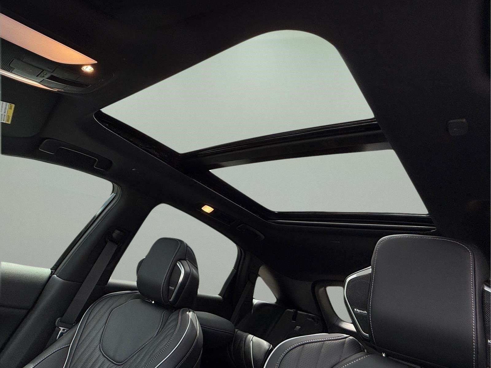 New 2027 MINERAL BLACK INFINITI Autograph AWD image 18