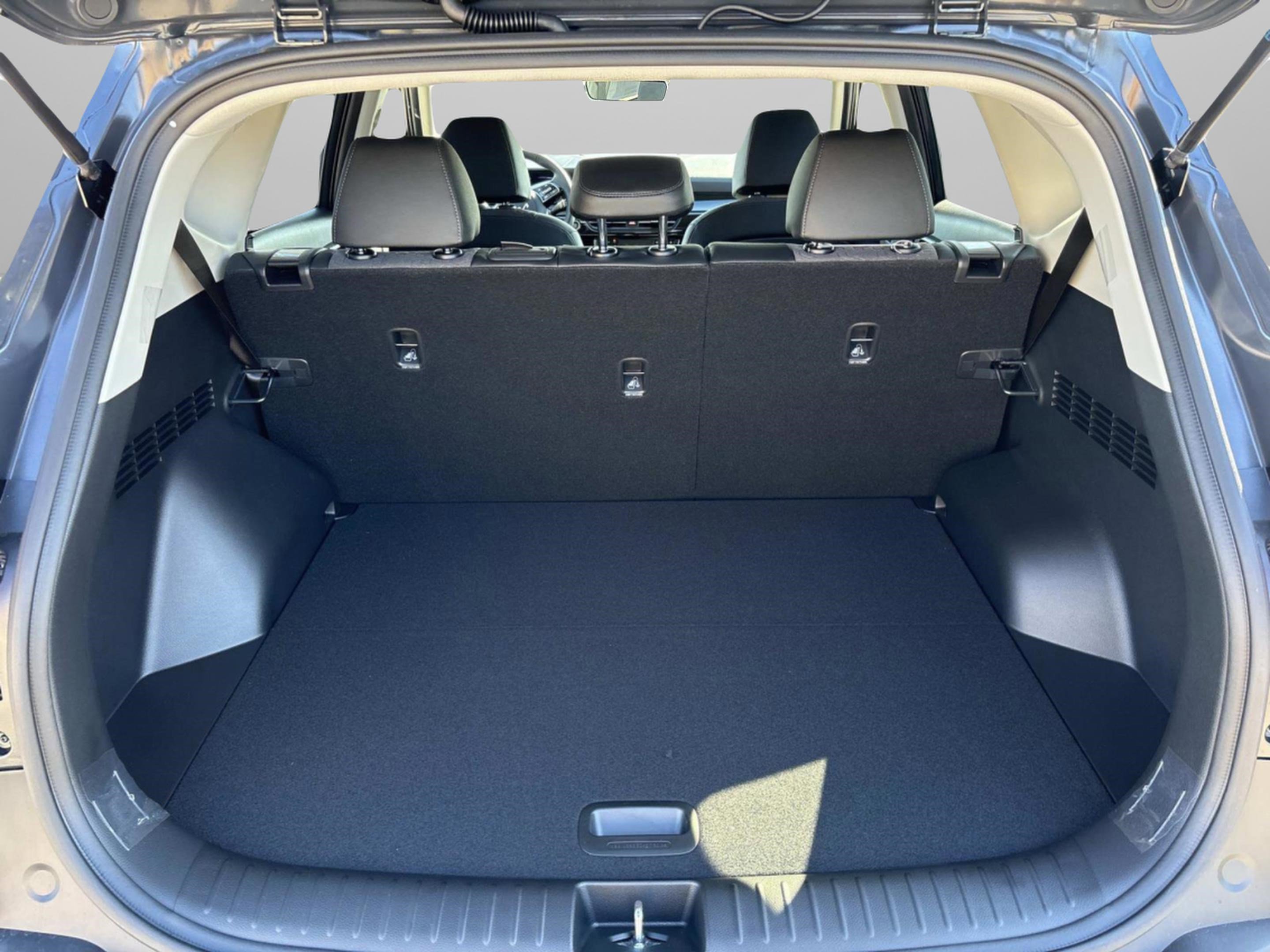 New 2026 Gravity Gray Kia S image 12