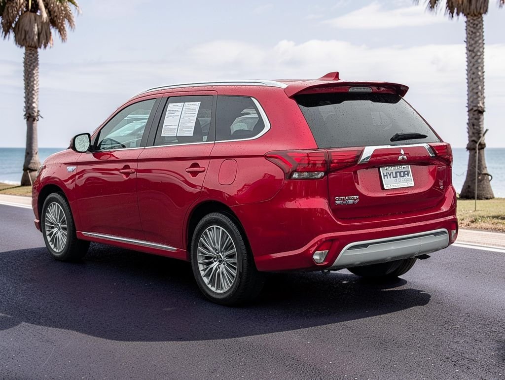2021 Mitsubishi Outlander GT - Photo 7