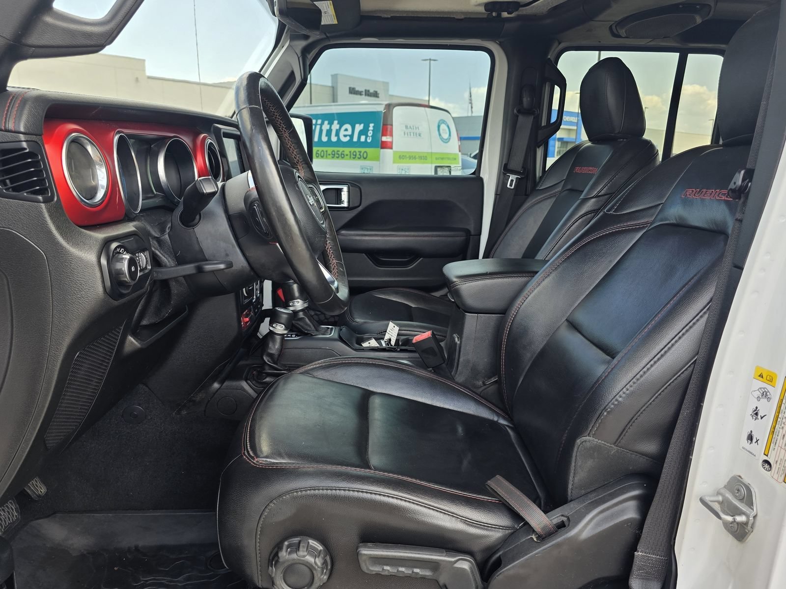 Used 2019 White Jeep Rubicon 4x4 image 18