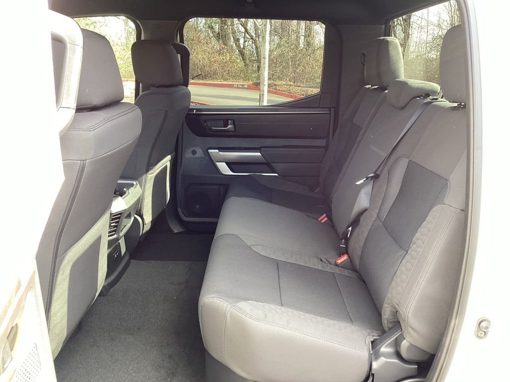 2025 Toyota Tundra SR5 - Photo 20