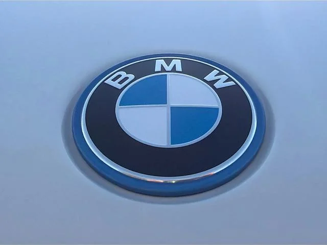 New 2026 Alpine White BMW xDrive50e image 11
