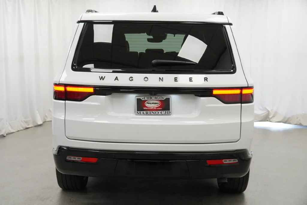 Used 2025 White Jeep Series II image 14