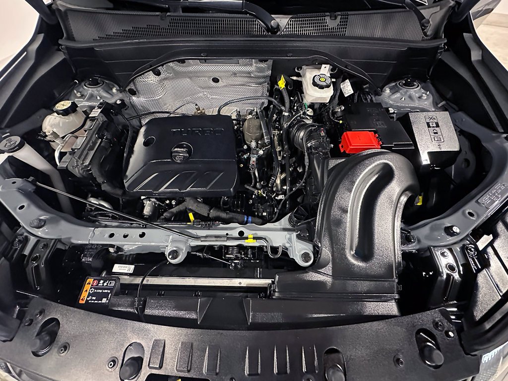 Used 2024 Gray Chevrolet LT image 37