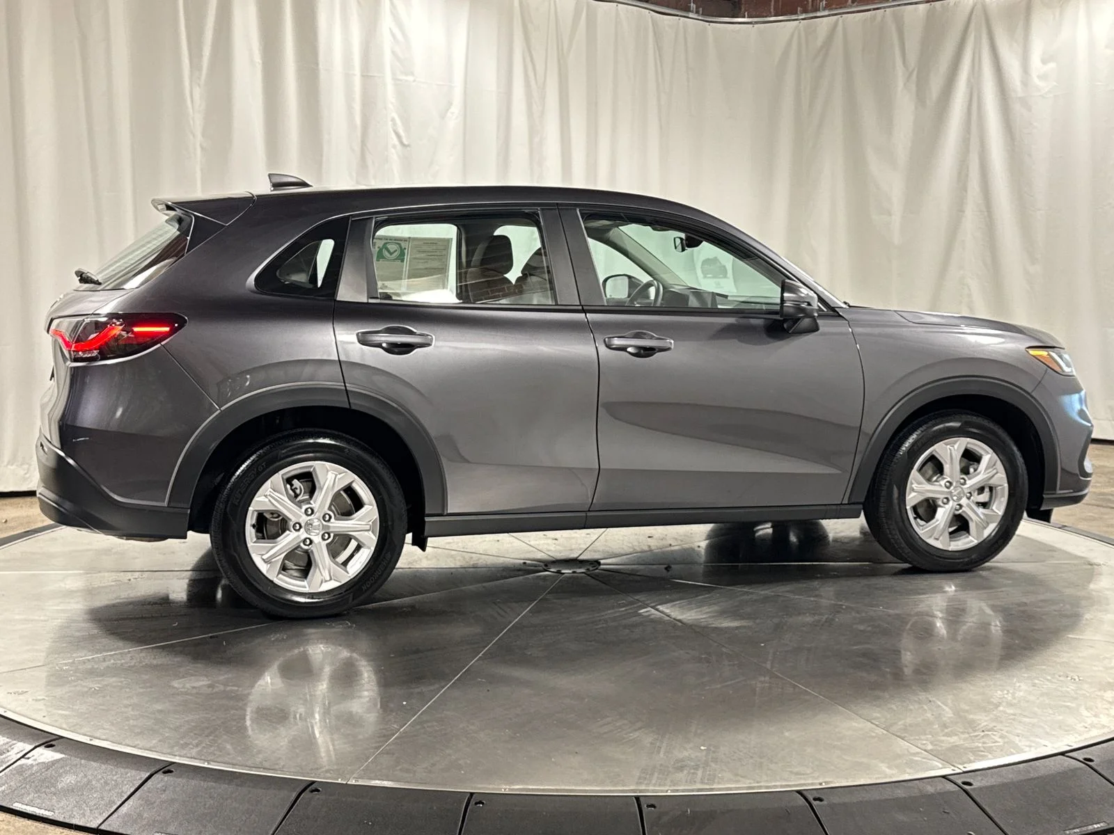 Used 2023 Modern Steel Metallic Honda LX image 12