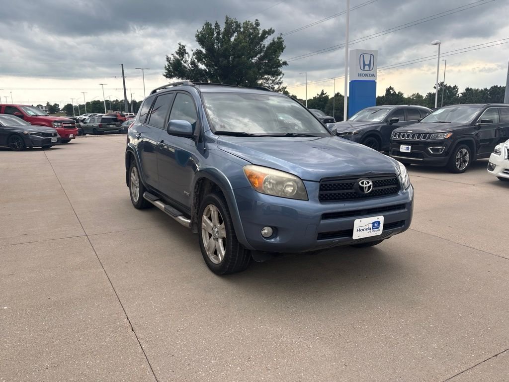 Used 2007 Pacific Blue Metallic Toyota Sport image 3
