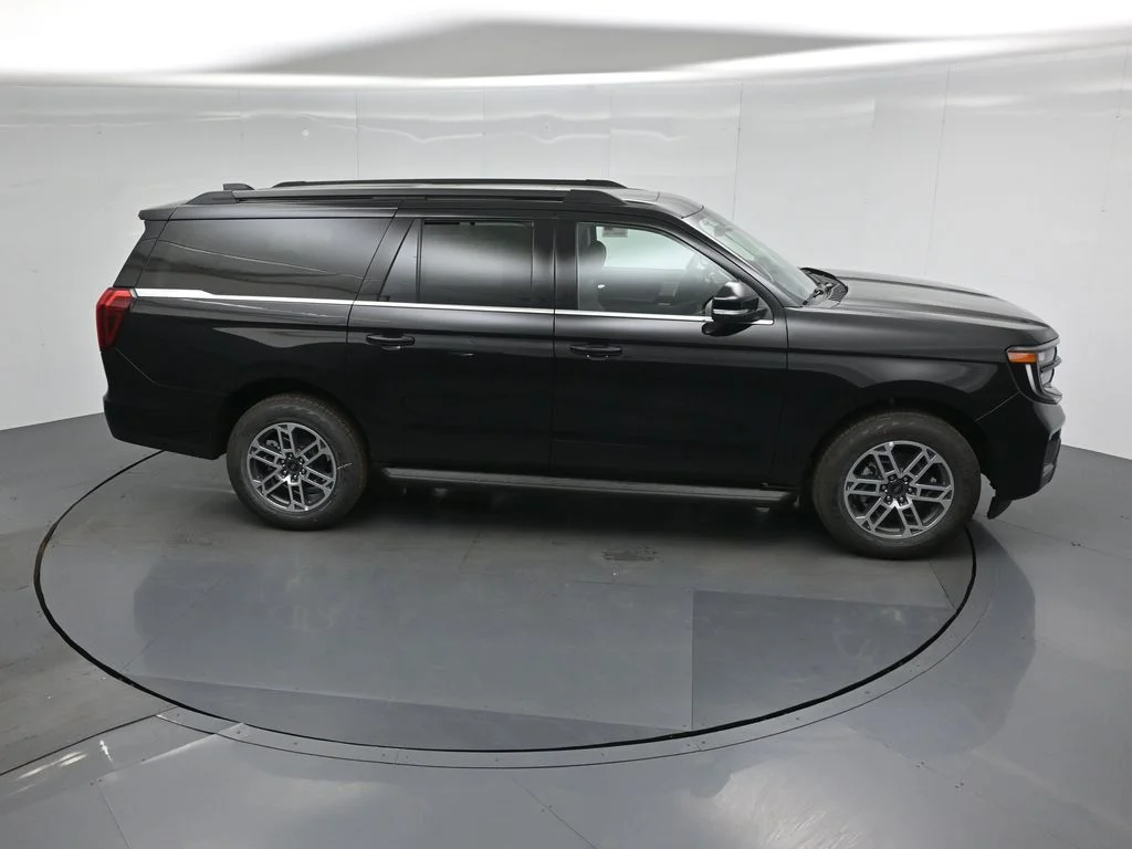 New 2026 Agate Black Metallic Ford Active image 37