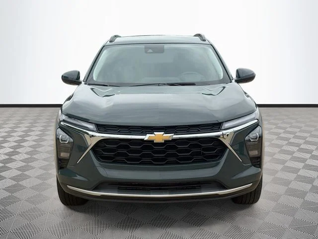 Used 2025 Gray Chevrolet LT image 2