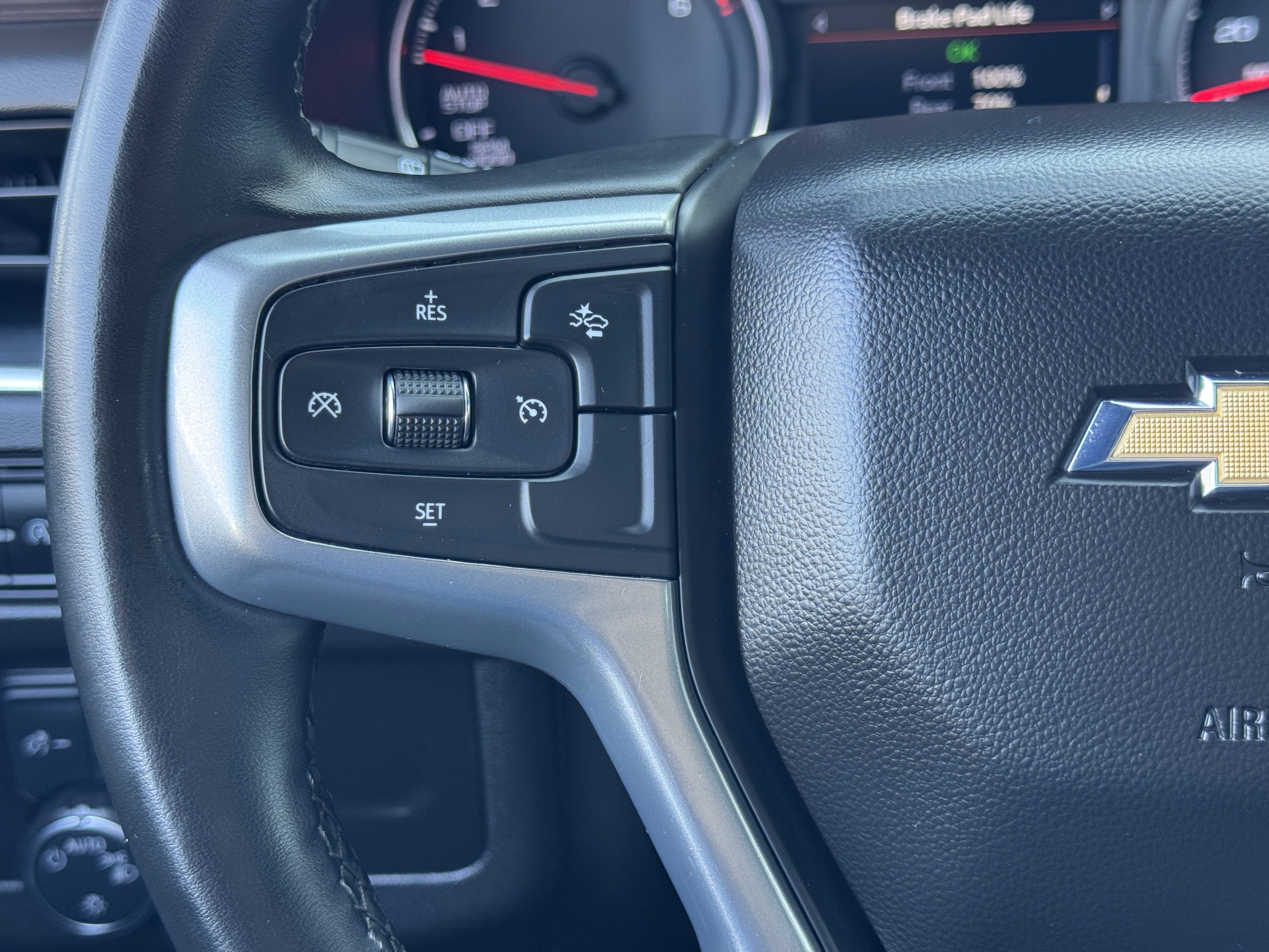 2024 Chevrolet Suburban LS - Photo 32