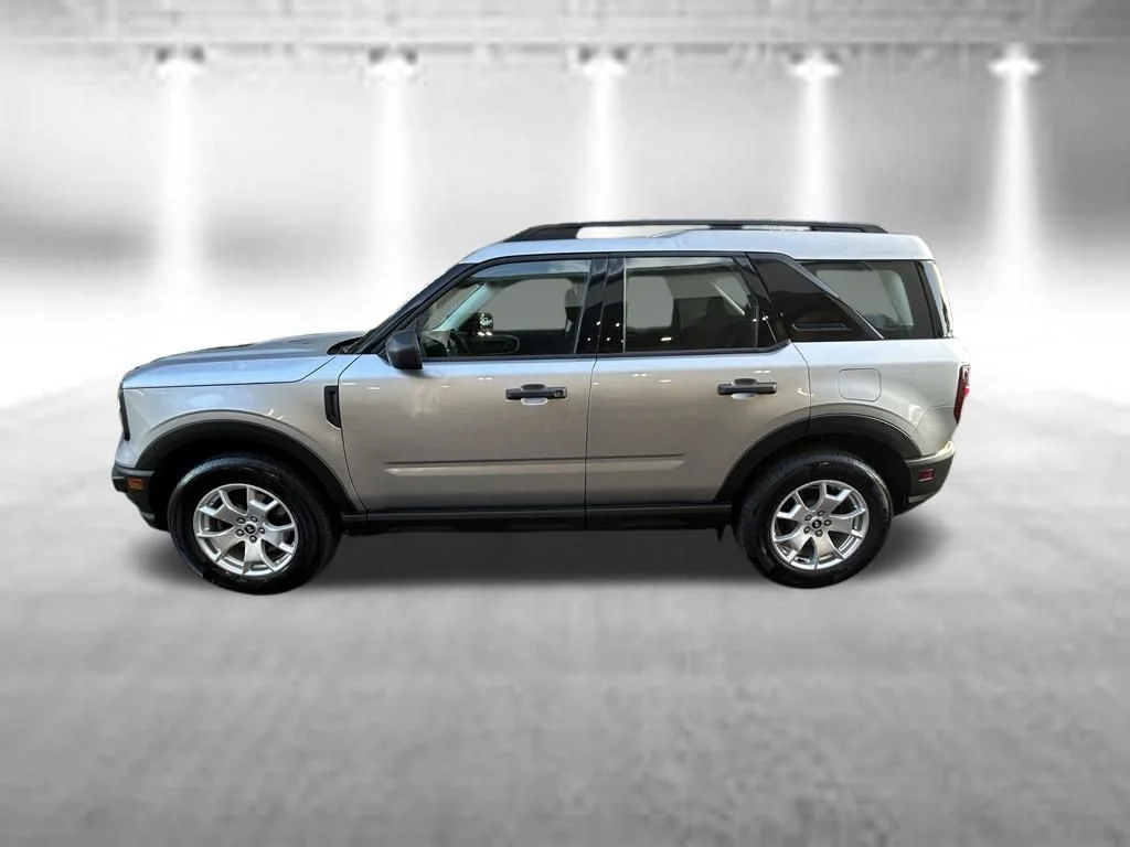 Certified Used 2022 Silver Metallic Ford Base image 8