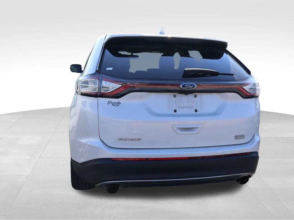 Used 2015 White Platinum Clearcoat Metallic Ford SEL image 24