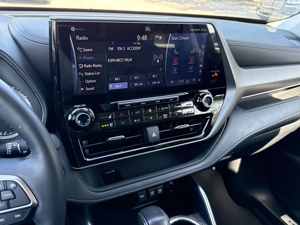 Used 2020 Gray Toyota Limited image 19