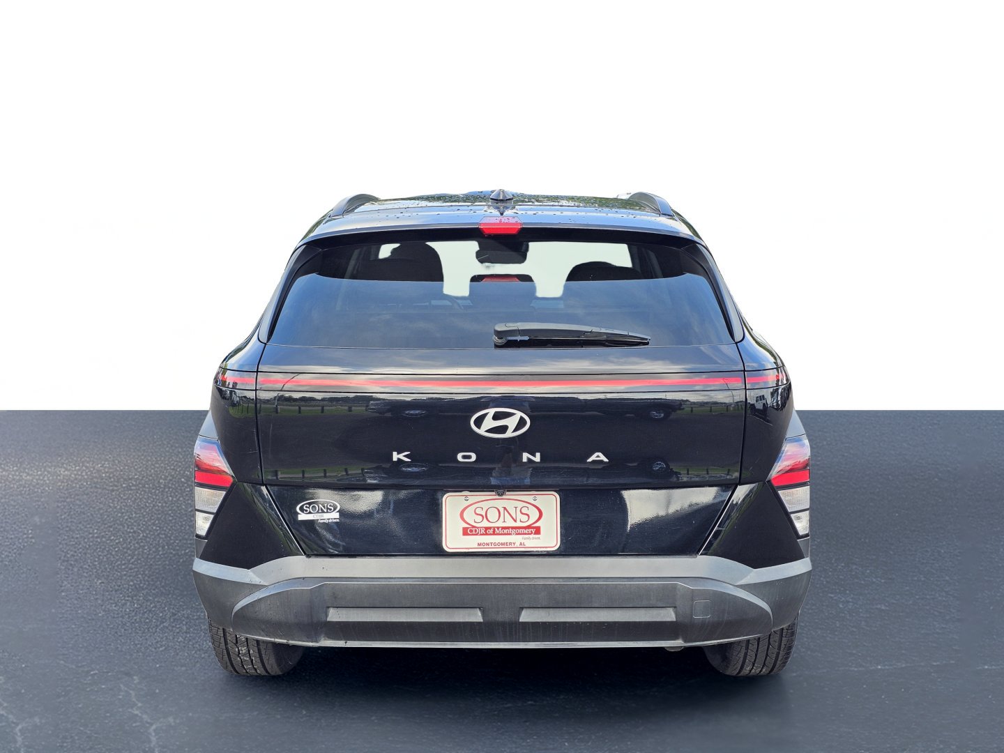 2025 Hyundai Kona SEL - Photo 10