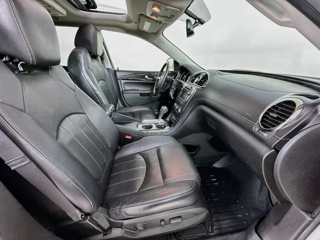 Used 2013 White Diamond Clearcoat Buick Premium Group image 37