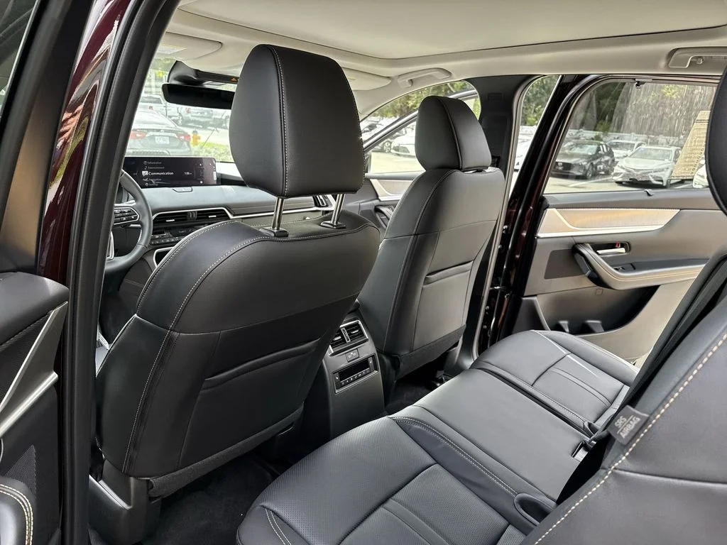 2026 Mazda CX-90 Premium Package - Photo 34